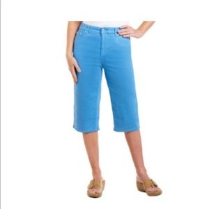 Yellow pedal pushers